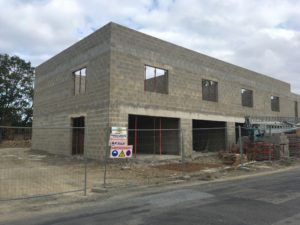 les travaux de l'institut de bien-être ty détente avance pour le mieux, vous pourrez prochainement venir vous y détendre pour des moments de pur relaxation, grâce aux soins, aux gommages, aux massages, aux rituels de soins et aux épilations qui vous y seront proposés.