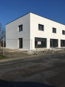 les travaux de l'institut de bien-être ty détente avance pour le mieux, vous pourrez prochainement venir vous y détendre pour des moments de pur relaxation, grâce aux soins, aux gommages, aux massages, aux rituels de soins et aux épilations qui vous y seront proposés.